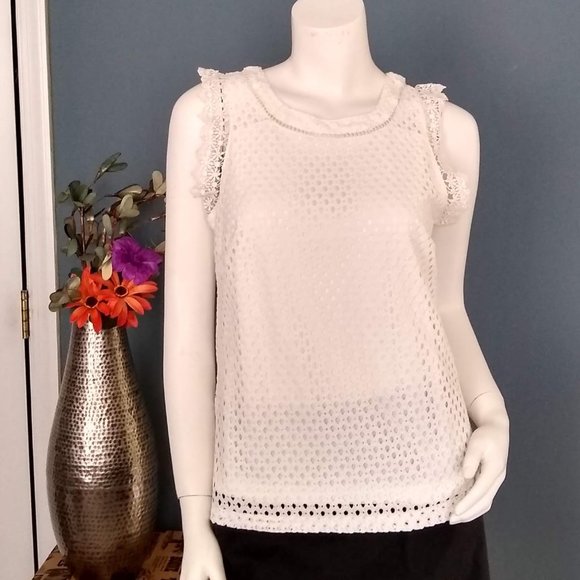 Annabelle White Lace Crochet Round Neck sleeveless eyelet Top Size Small - Picture 6 of 11